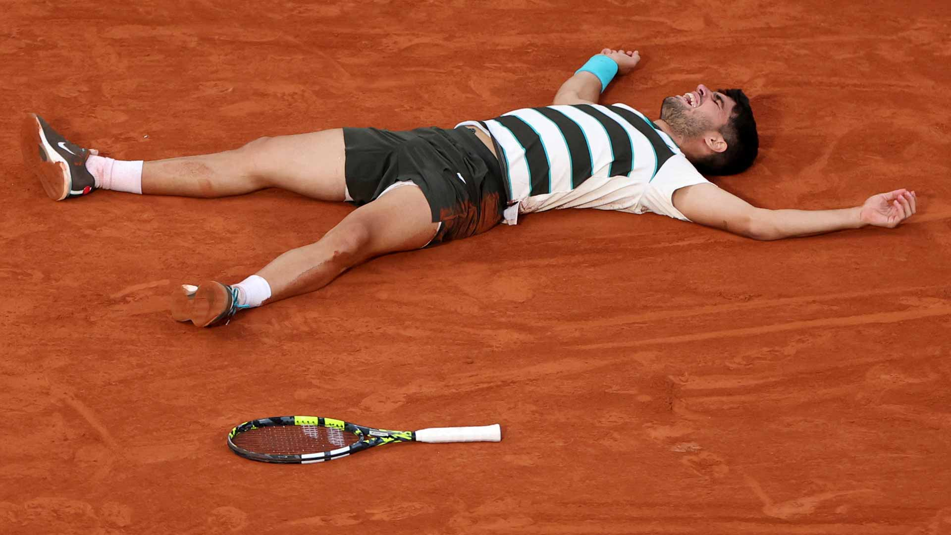 西班牙网球队碾压世界网球队，阿尔卡拉斯绝境逆转的简单介绍